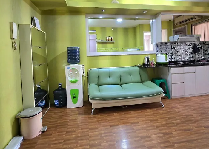 Close-2Br Sunrise View Green Room At Bassura City Mall -Min Stay 3 Nights-